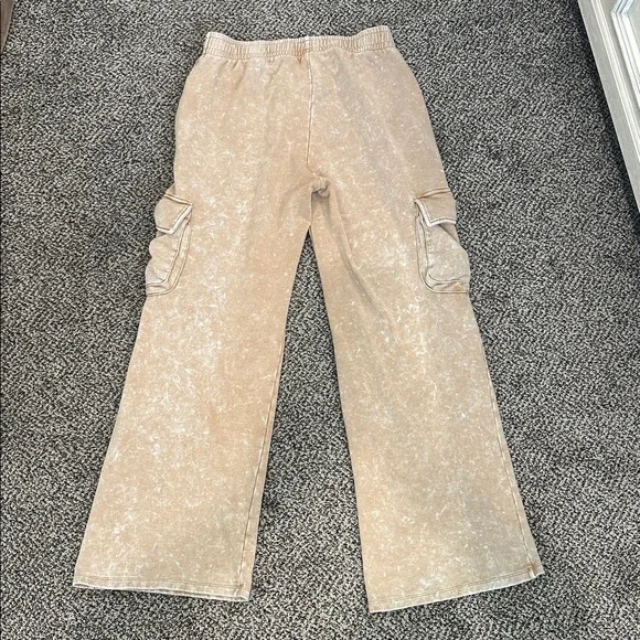 Wild Fable wide leg cargo sweatpants - Picture 3 of 5